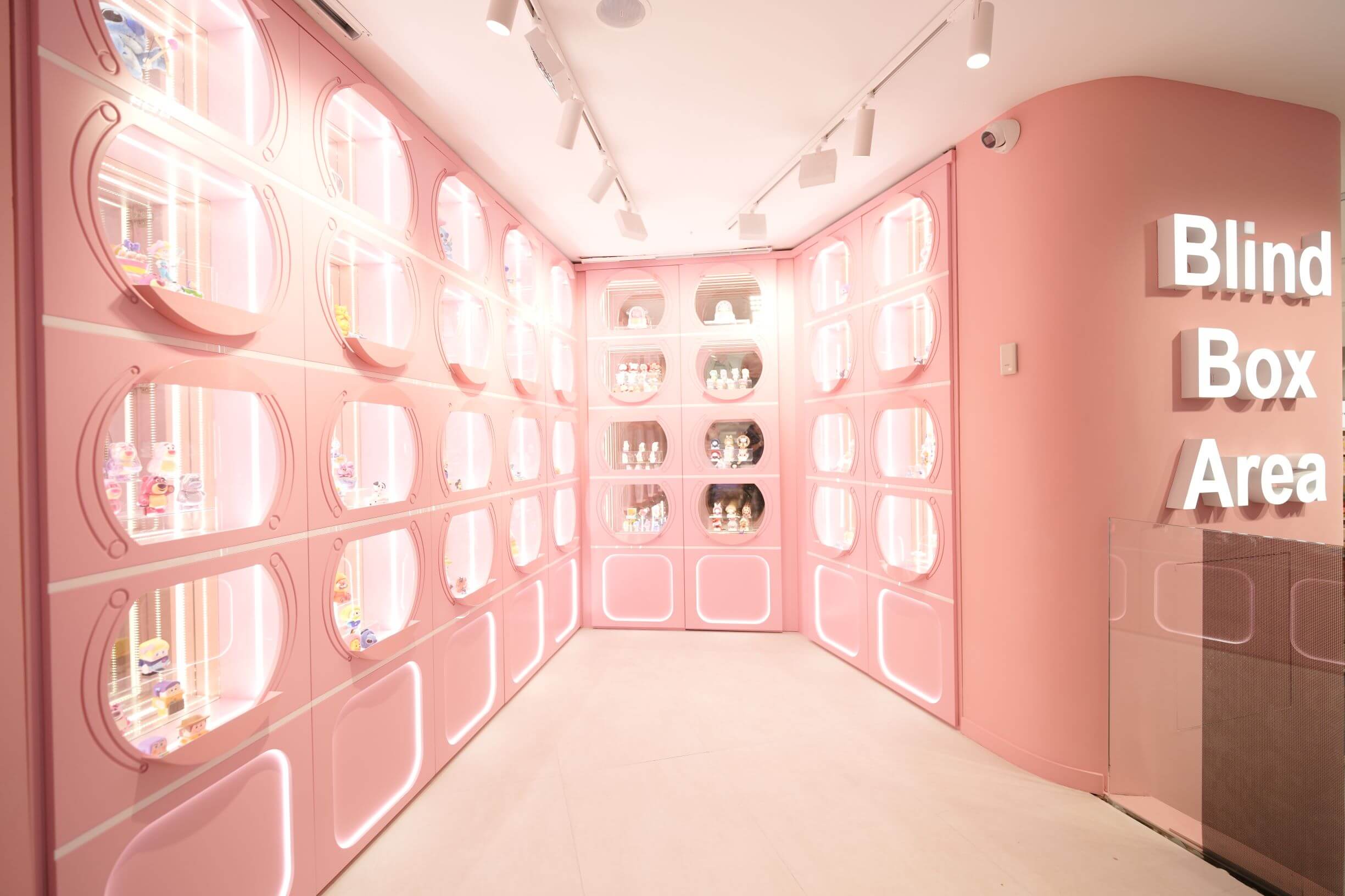 マドリード MINISO グラン・ビア店の様子